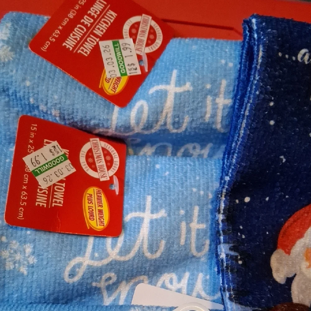 WONDERLAND Festive Kitchen Items Santa, Snowman, and Holiday Designs Set of 12